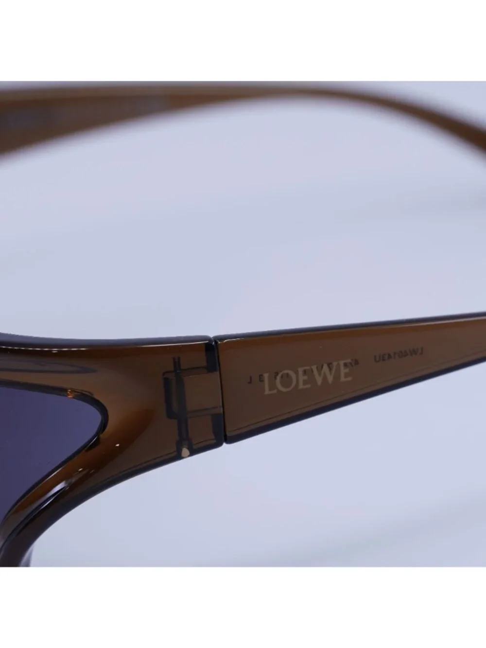 Loewe LW40143U 47A Sunglasses Brown Shield Frame, Grey Lenses
